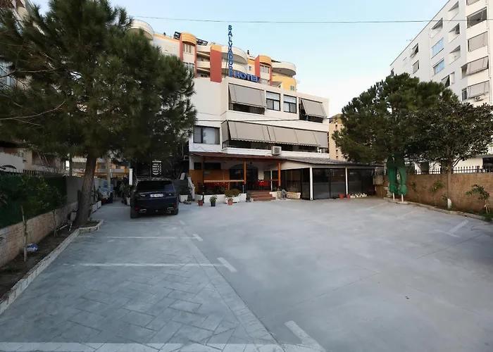 Salvadore Hotel