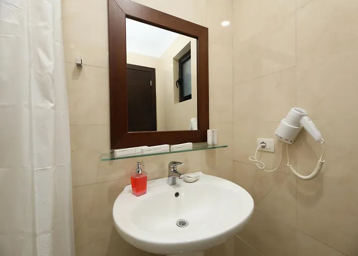 Salvadore Hotel Vlorë