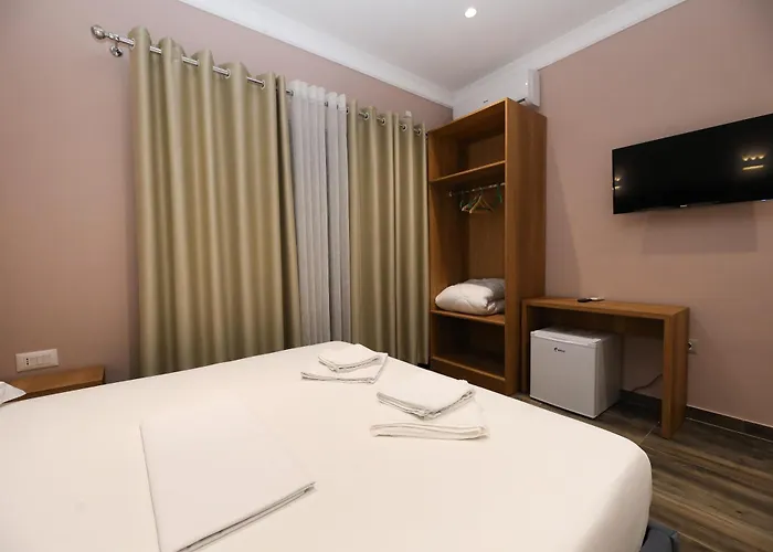 Salvadore Hotel 3*