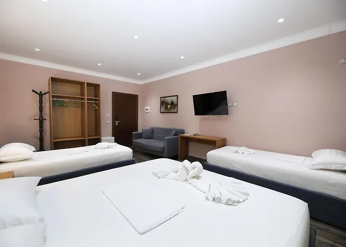 Salvadore Hotel 3*