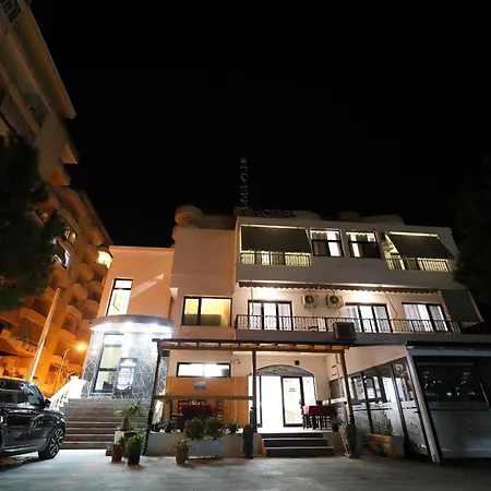 Salvadore Hotel Vlore
