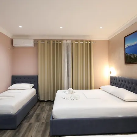 Salvadore Hotel