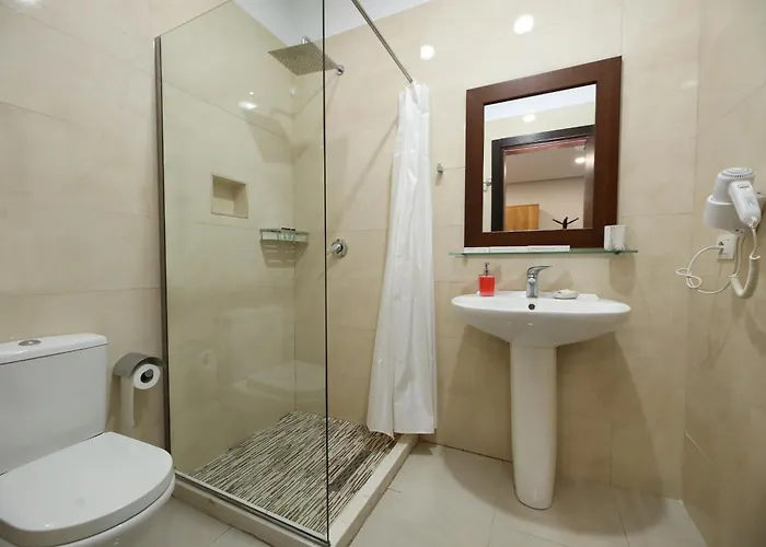 Salvadore 3* Avlonya