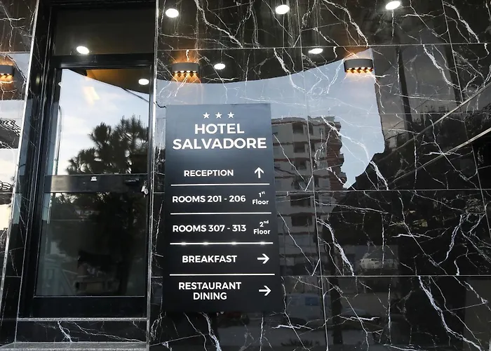 Otel Salvadore Avlonya